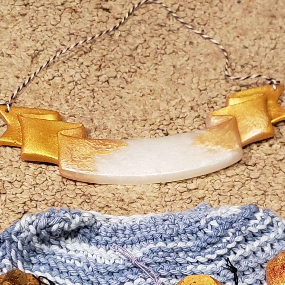 A resin handmade name tag
